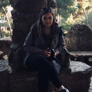 Meet your Posher, Annie